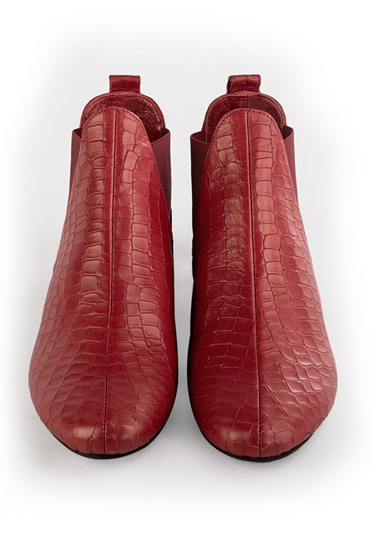 Scarlet red women's ankle boots, with elastics. Round toe. Flat block heels. Top view - Florence KOOIJMAN